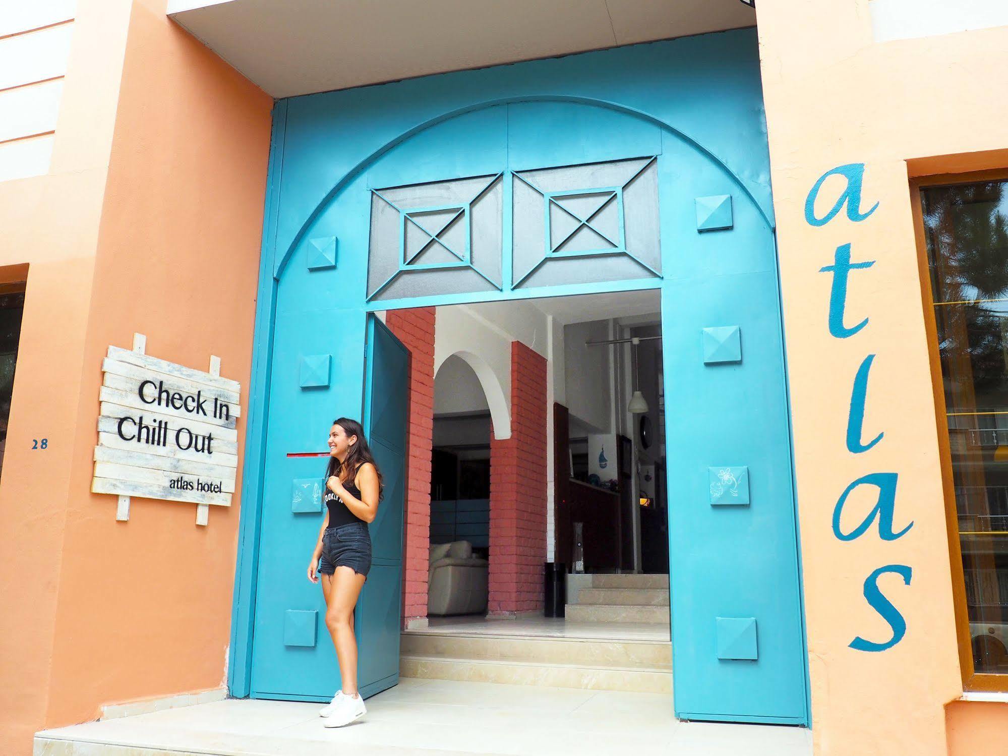Atlas Apart Hotel Çeşme Exterior foto