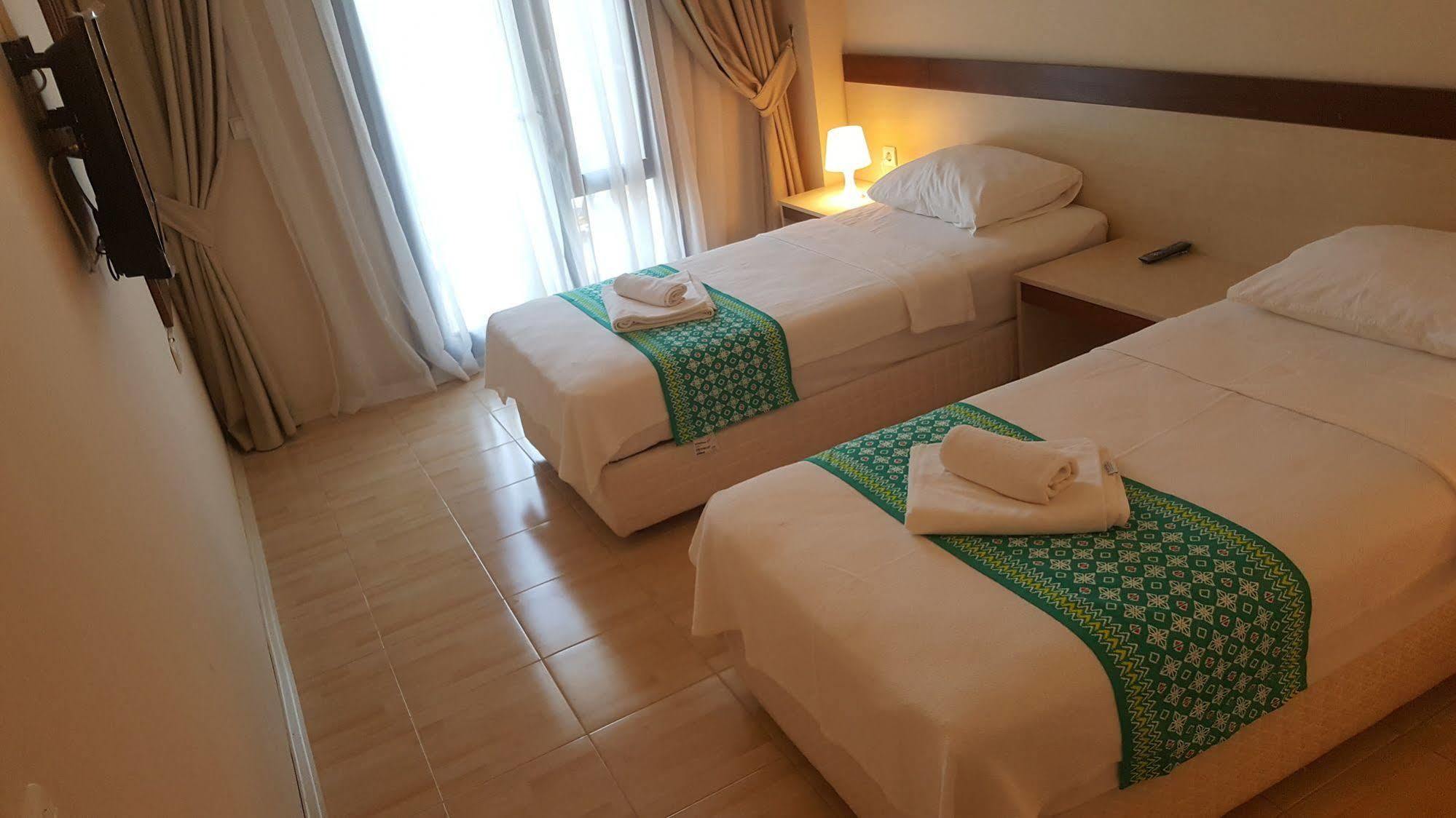 Atlas Apart Hotel Çeşme Exterior foto